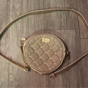 Betsy Johnson Circle Chic Heart Quilted Crossbody Bag - Rose Gold